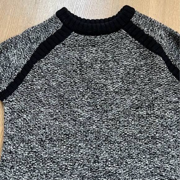 Lululemon Cozy Sweater - Picture 2 of 3